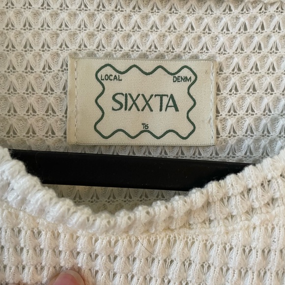 Sixxta crop top white soft nice fabric - Picture 3 of 3